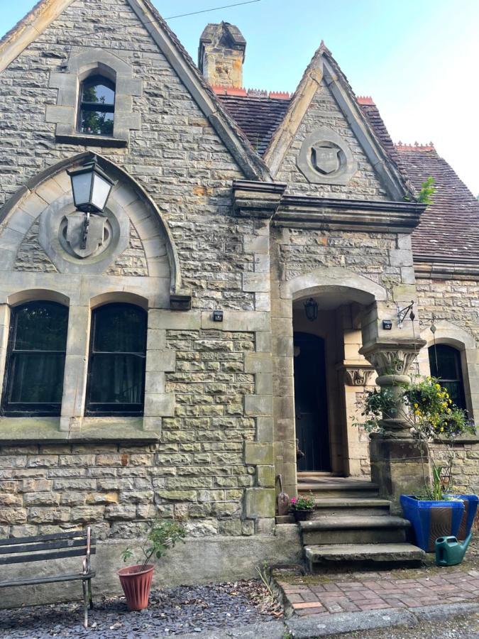 South Lodge House Dormansland Luaran gambar